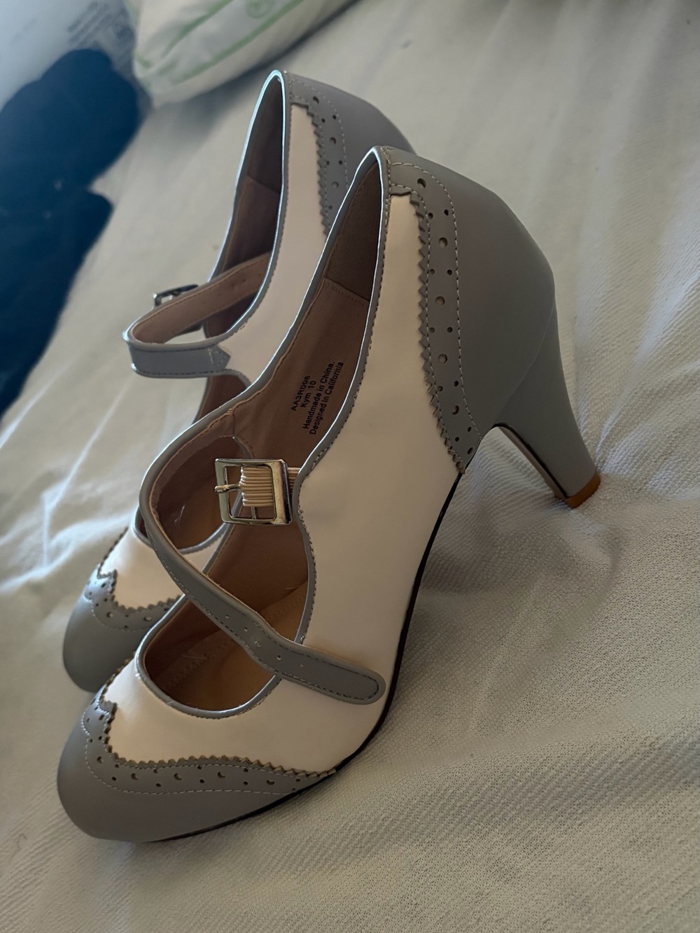 Two-Tone Mary Jane Heels in Gray and White